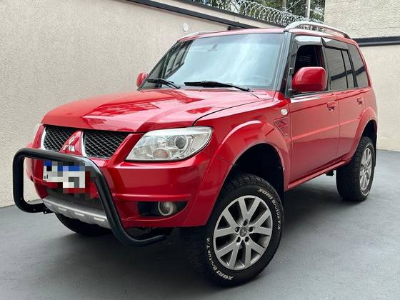 MITSUBISHI PAJERO TR4 2.0 4X4 16V 140CV FLEX 4P AUTOMÁTICO MITSUBISHI PAJERO TR4 2.0 4X4 16V 140CV FLEX 4P AUTOMÁTICO